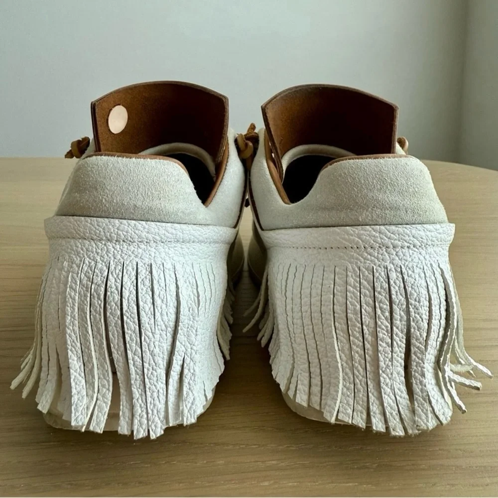 ❤️EsseUtEsse Fringe Sneakers Size 36❤️